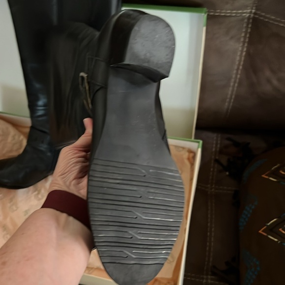 Elites tall boots - Picture 2 of 3